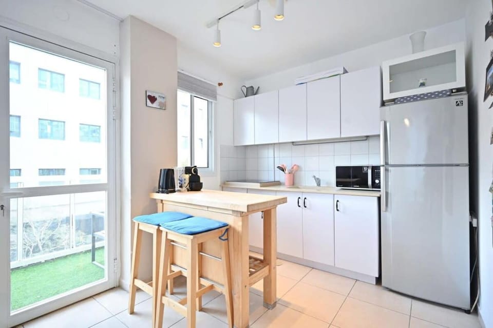Stylish 2BR by Rothschild by HolyGuest Apartment in Tel Aviv-Yafo