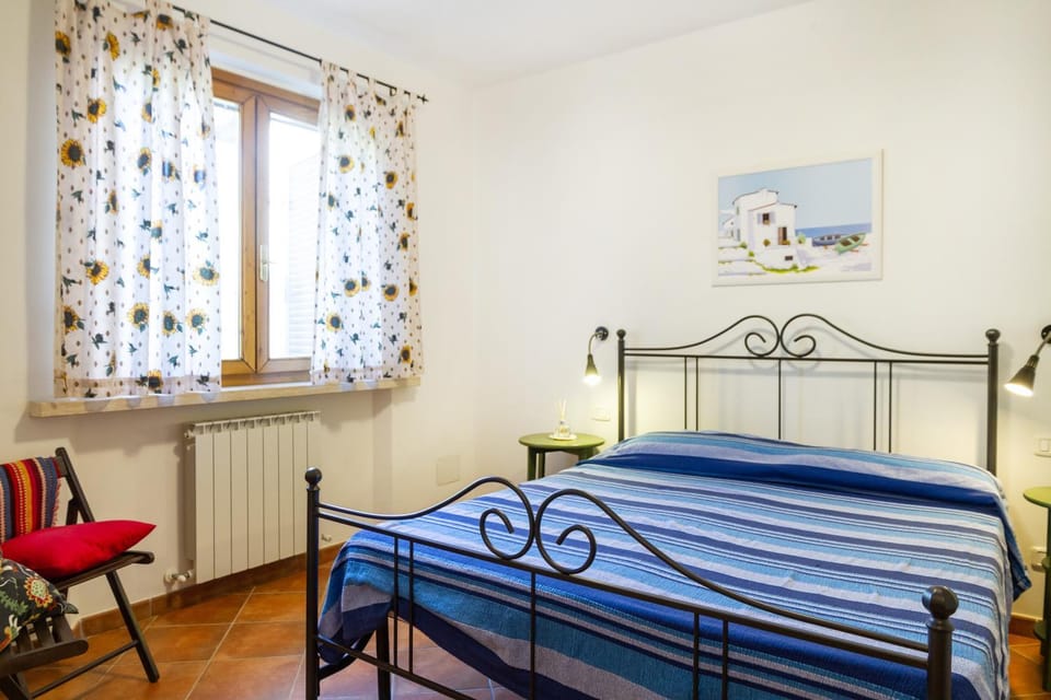 Property building, Living room, Bedroom