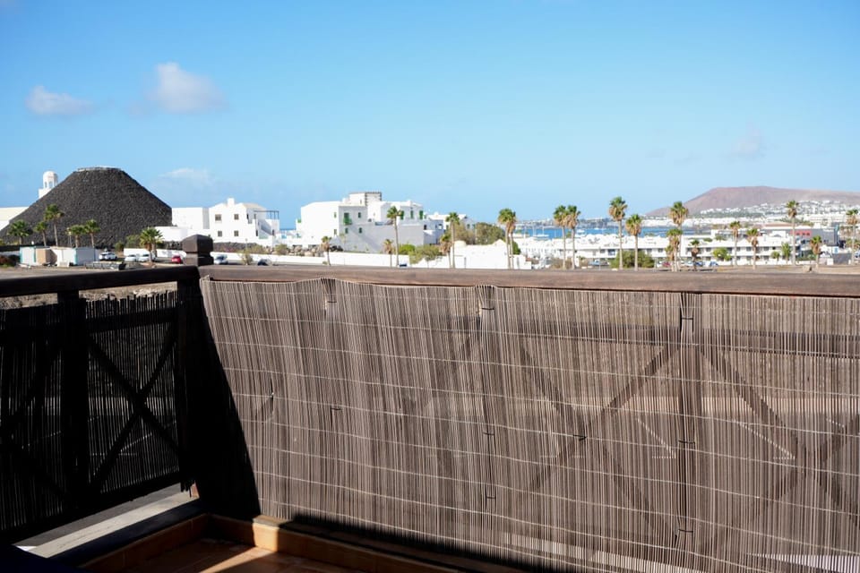 CASA VELA by Mhousing House in Playa Blanca