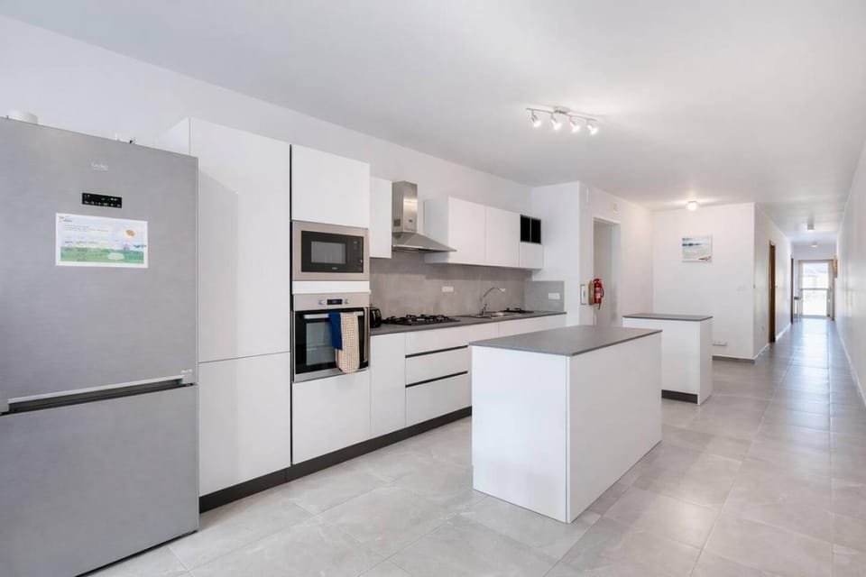 Modern 3-bedroom apartment Pieta Apartment in Malta