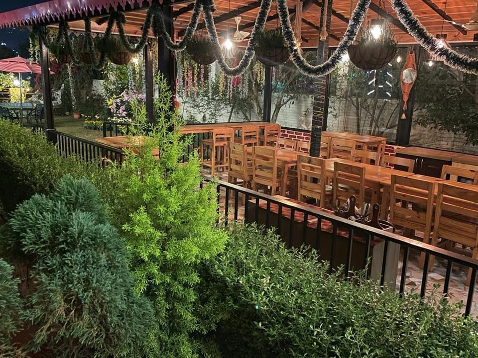 Restaurant/places to eat