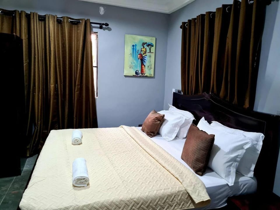 Bed, Photo of the whole room, Bedroom, furniture