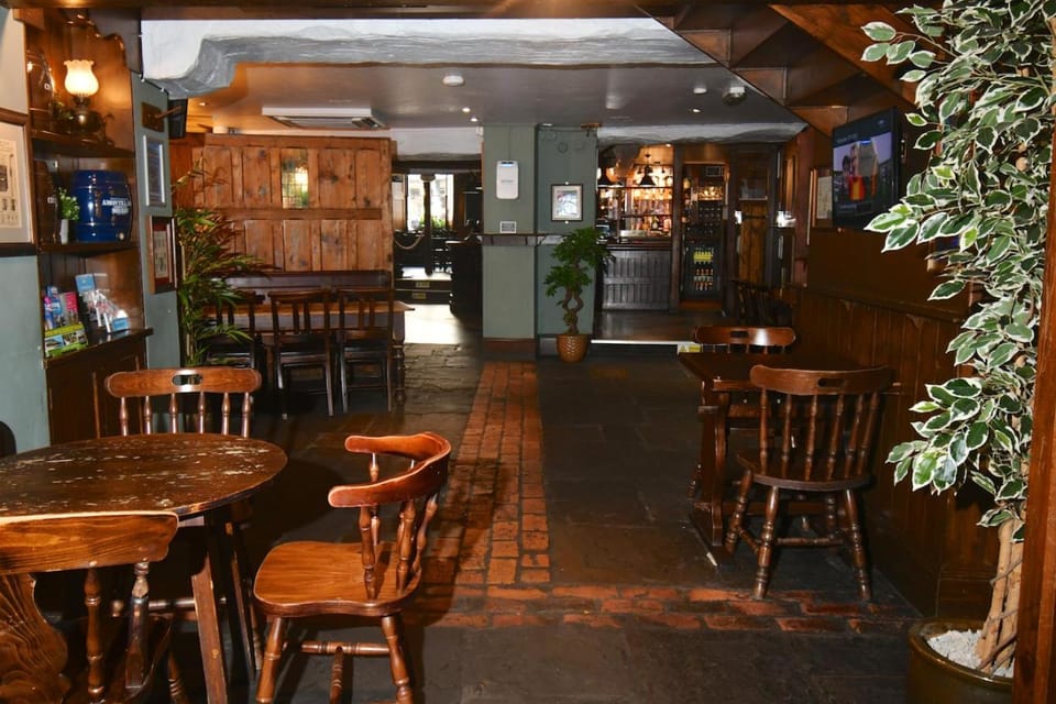 Tenby House Hotel in Wales