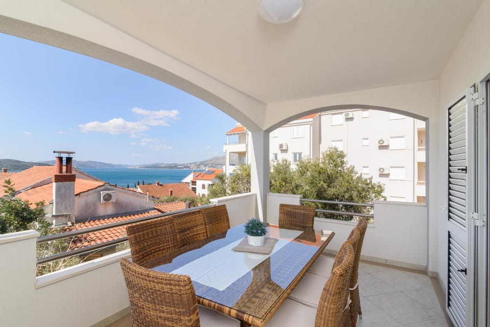 Apartmani Branka Apartment in Okrug Gornji