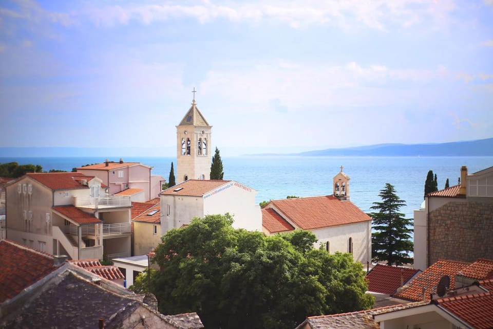 Neighbourhood, Sea view