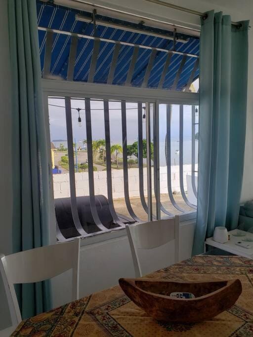 Indy's Best Bay FrontView in Samana. Apartment in Samaná Province