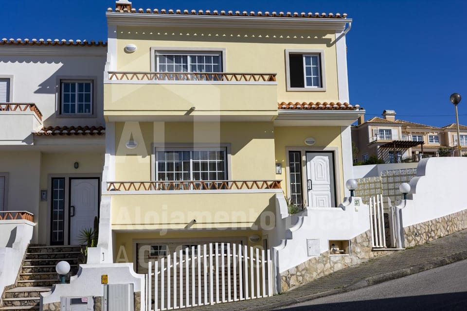 Villa BelaVista by ACasaDasCasas Villa in Ericeira