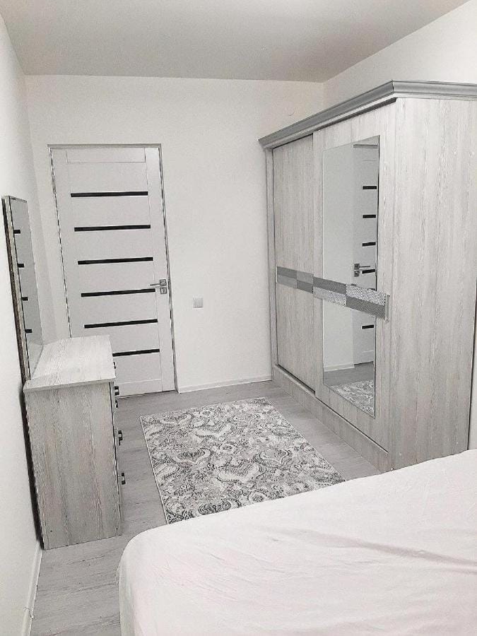 Stylish 1-bedroom apartment near Atlas Mall & Ecobozor Apartment in Europe