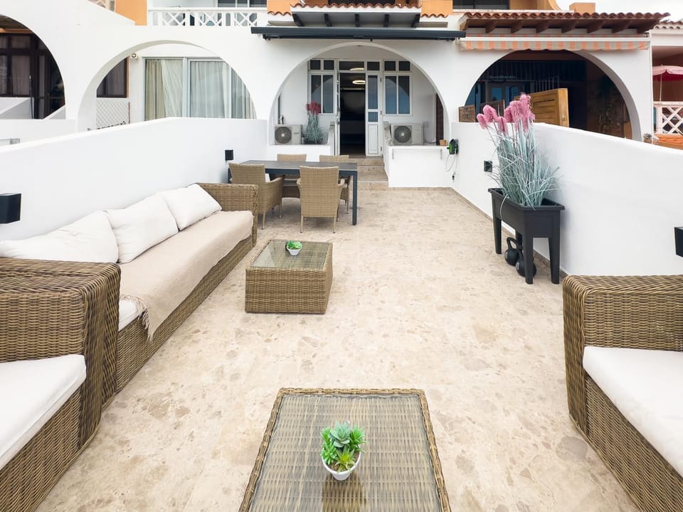 Day, View (from property/room), Balcony/Terrace, Seating area