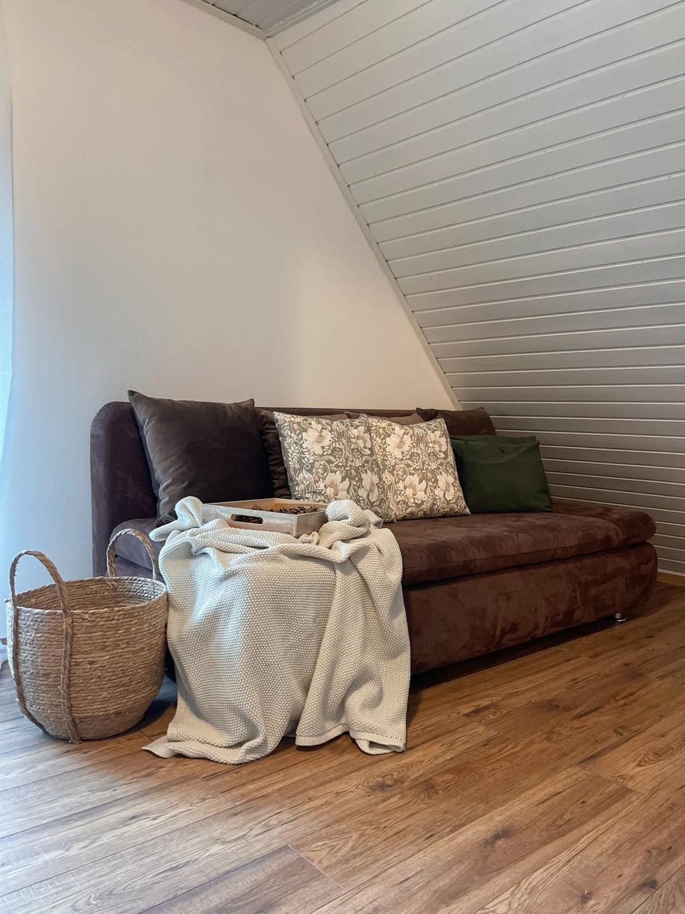 Pine & Oak Holiday Home Chalet in Primorje-Gorski Kotar County