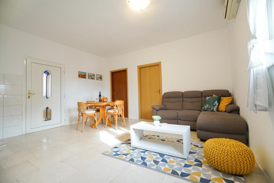 Apartman Sara Apartment in Zadar County