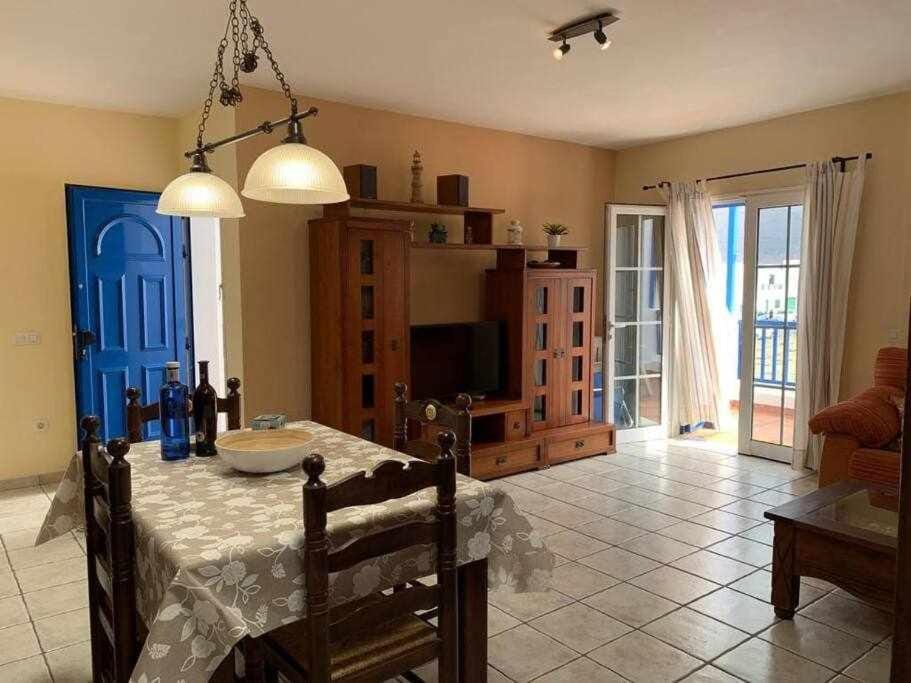 ** BALTUR ** Famara Town Apartment in Isla de Lanzarote