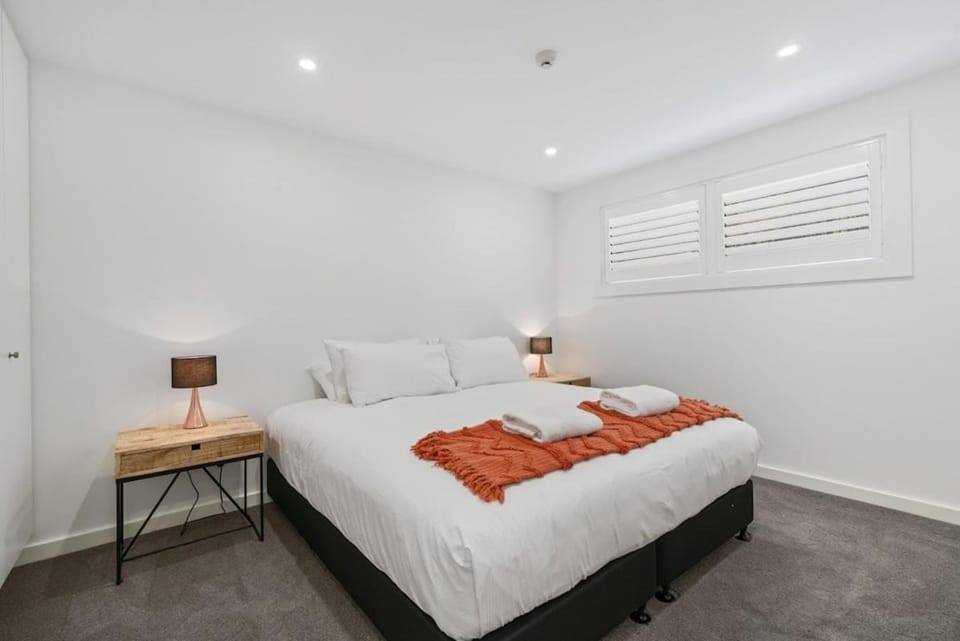 Luxury Lake View Apartment Apartment in Wanaka