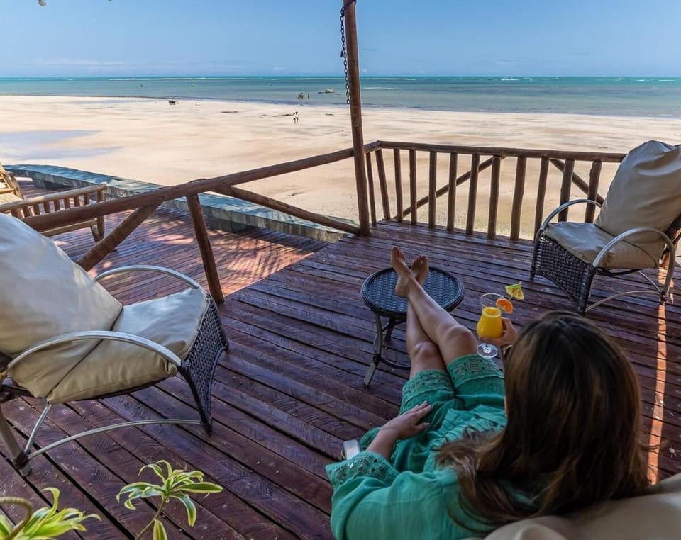 Day, People, Natural landscape, View (from property/room), Seating area, Beach, Evening entertainment, Sea view, group of guests