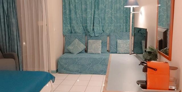 Studio dans Résidence Hotelière aux 3ilets Pointe du bout Résidence la Marina Carayou Apartment hotel in Les Trois-Îlets