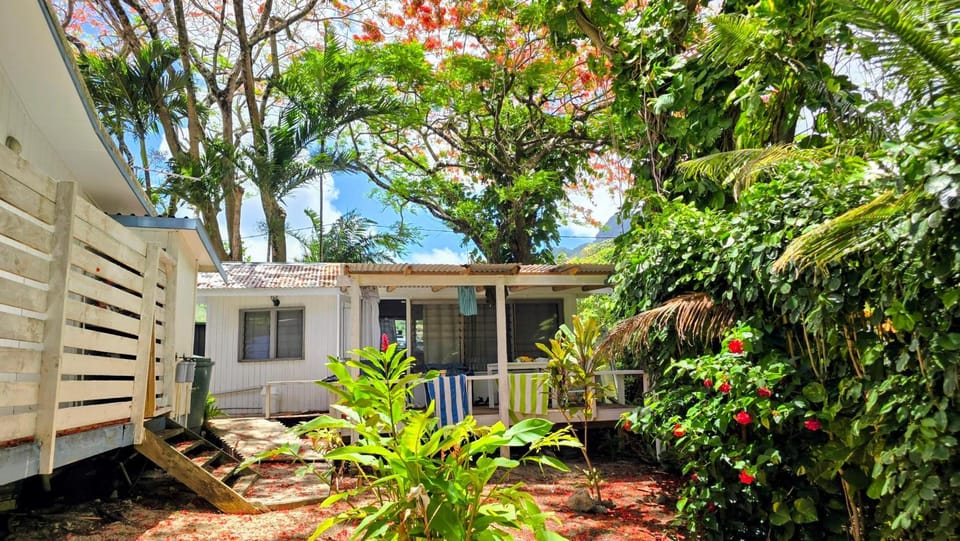 Property building, Patio, Garden