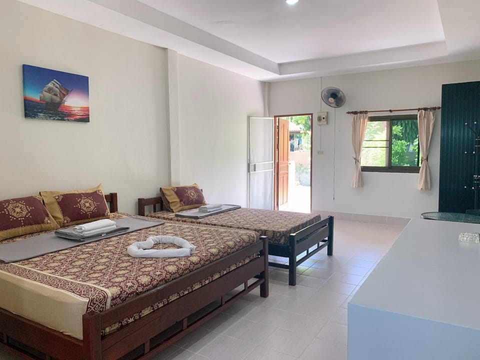 Sabye~Sabye Bed and Breakfast in Ko Tao