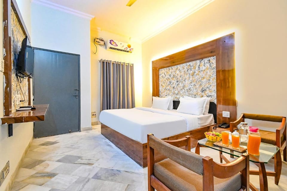 FabHotel Classic Holidays Hotel in Jaipur