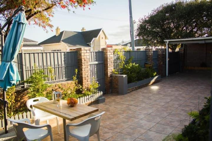 Limbila House Apartment in Cape Town