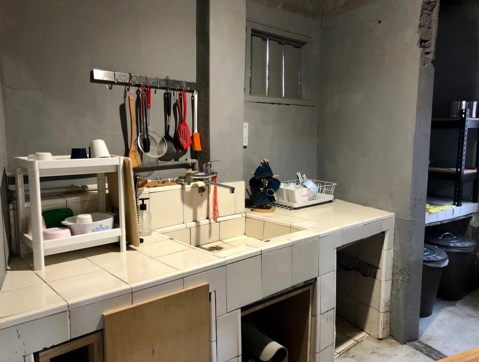 Kitchen or kitchenette