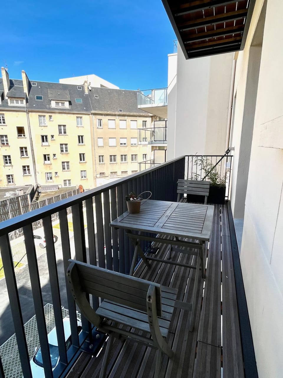 Balcony/Terrace, City view