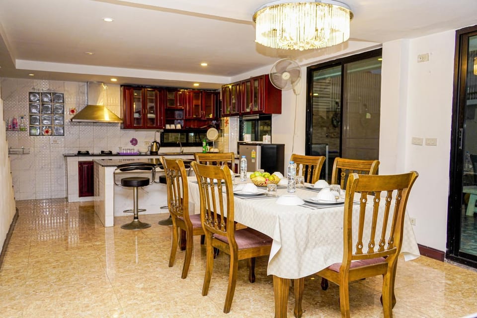 Exotica Pool Villa Encore Villa in Pattaya City