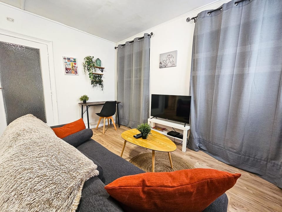 Beau T1 2 personnes BERGSON Apartment in Saint-Étienne