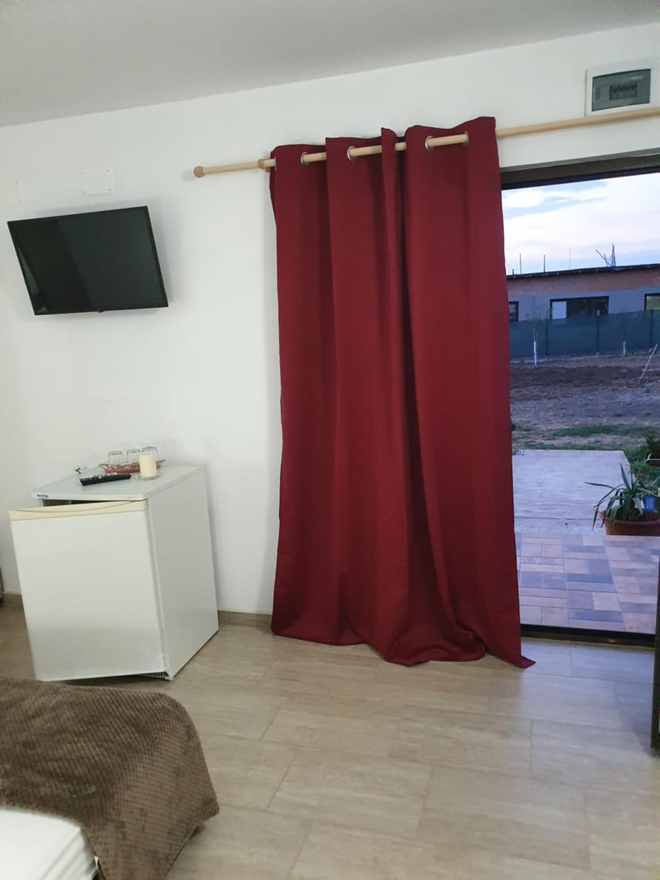 TV and multimedia, air conditioner