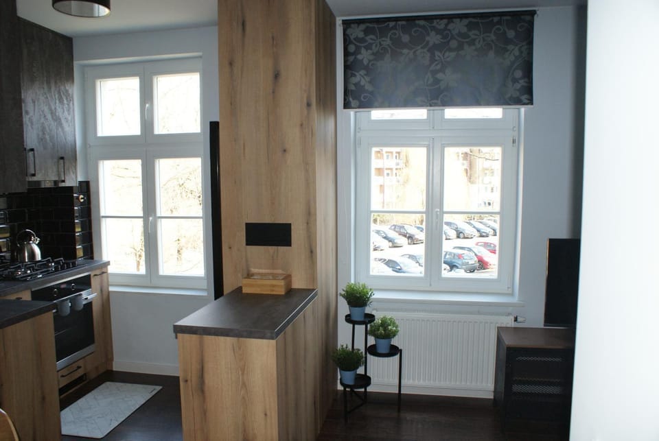 Communal lounge/ TV room, Kitchen or kitchenette