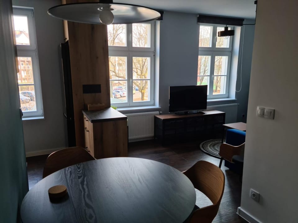 Communal lounge/ TV room, Dining area