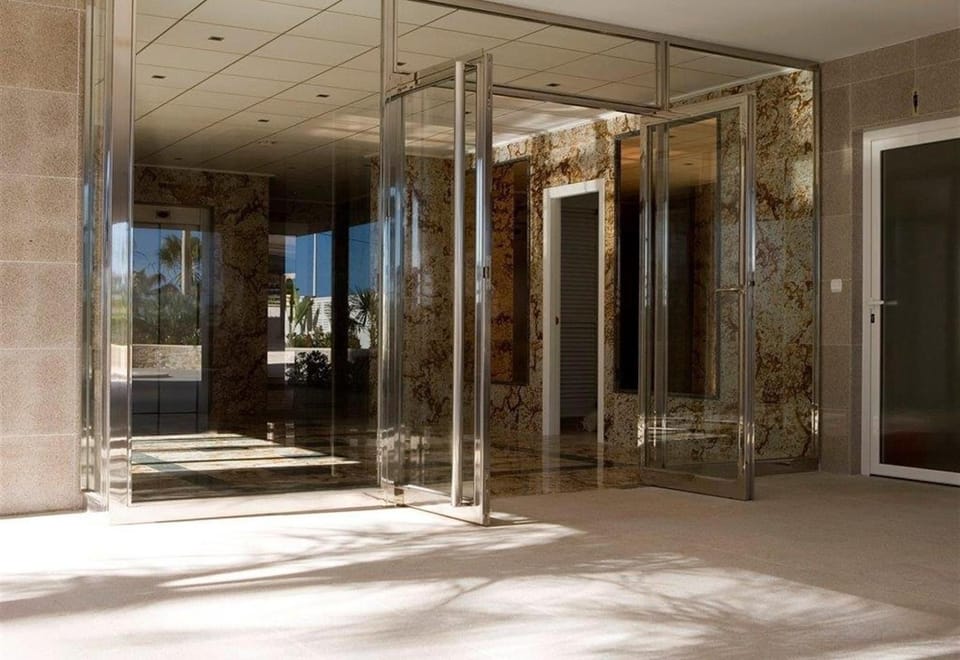 Front Line on the beach Apartment in Calp