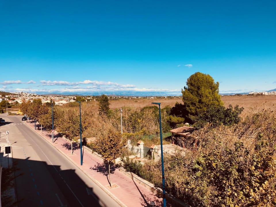Balcony/Terrace, City view, Sea view, Street view