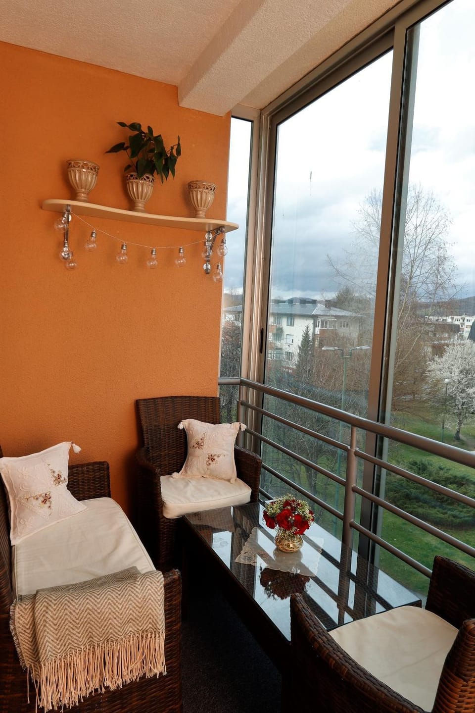 View (from property/room), Balcony/Terrace, Seating area