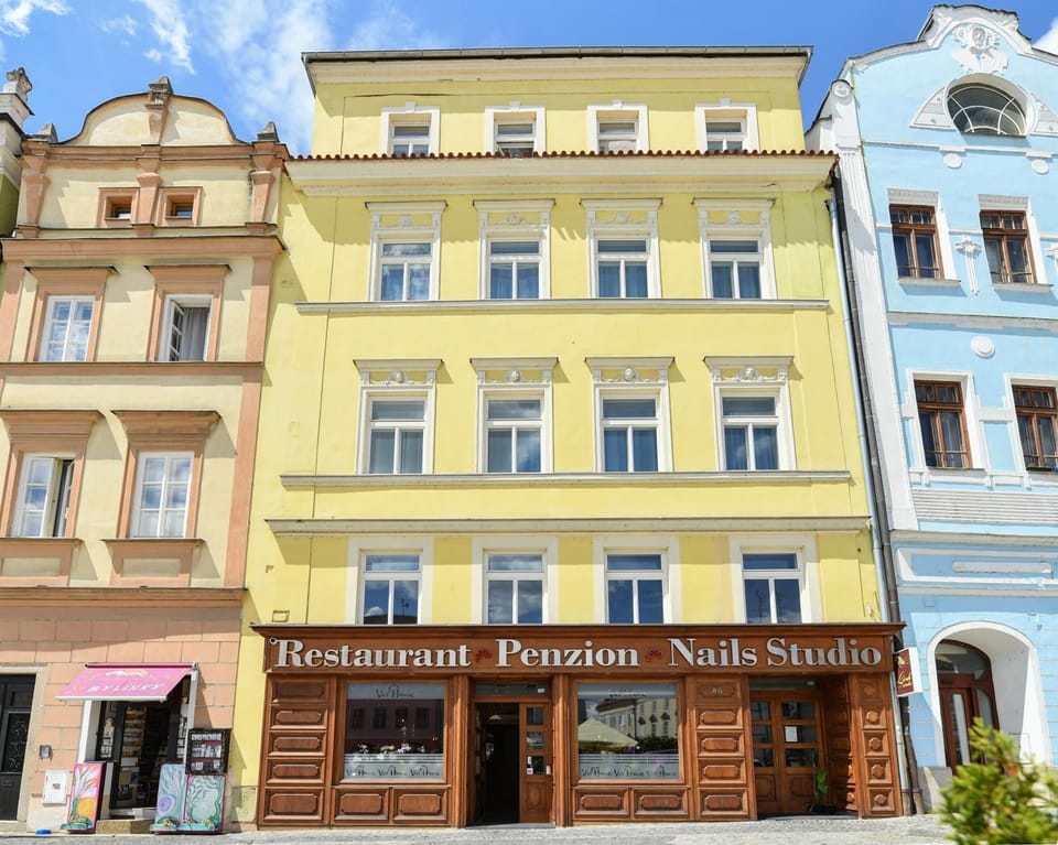 Property building, Facade/entrance