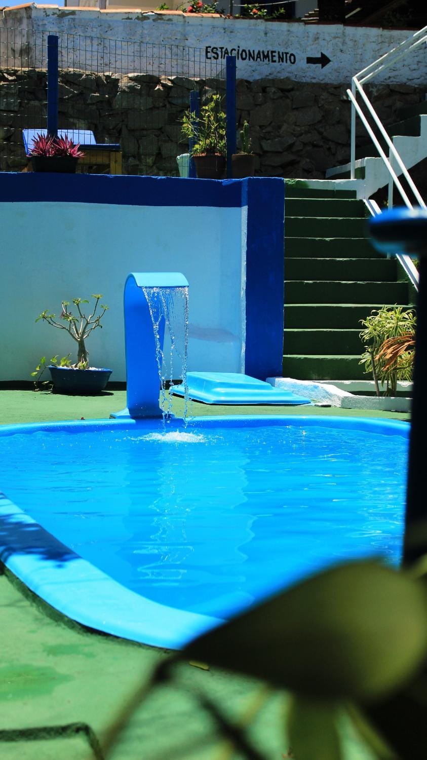 Swimming pool, Swimming pool