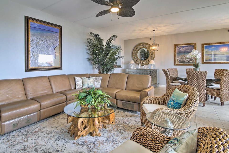 Sunny SPI Las Villas Condo w/ Resort Amenities! House in South Padre Island
