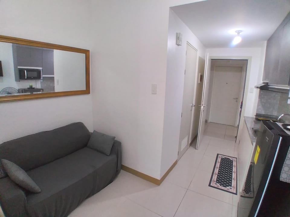 SM South Residences, 1 bedroom with balcony. Apartment in Las Pinas