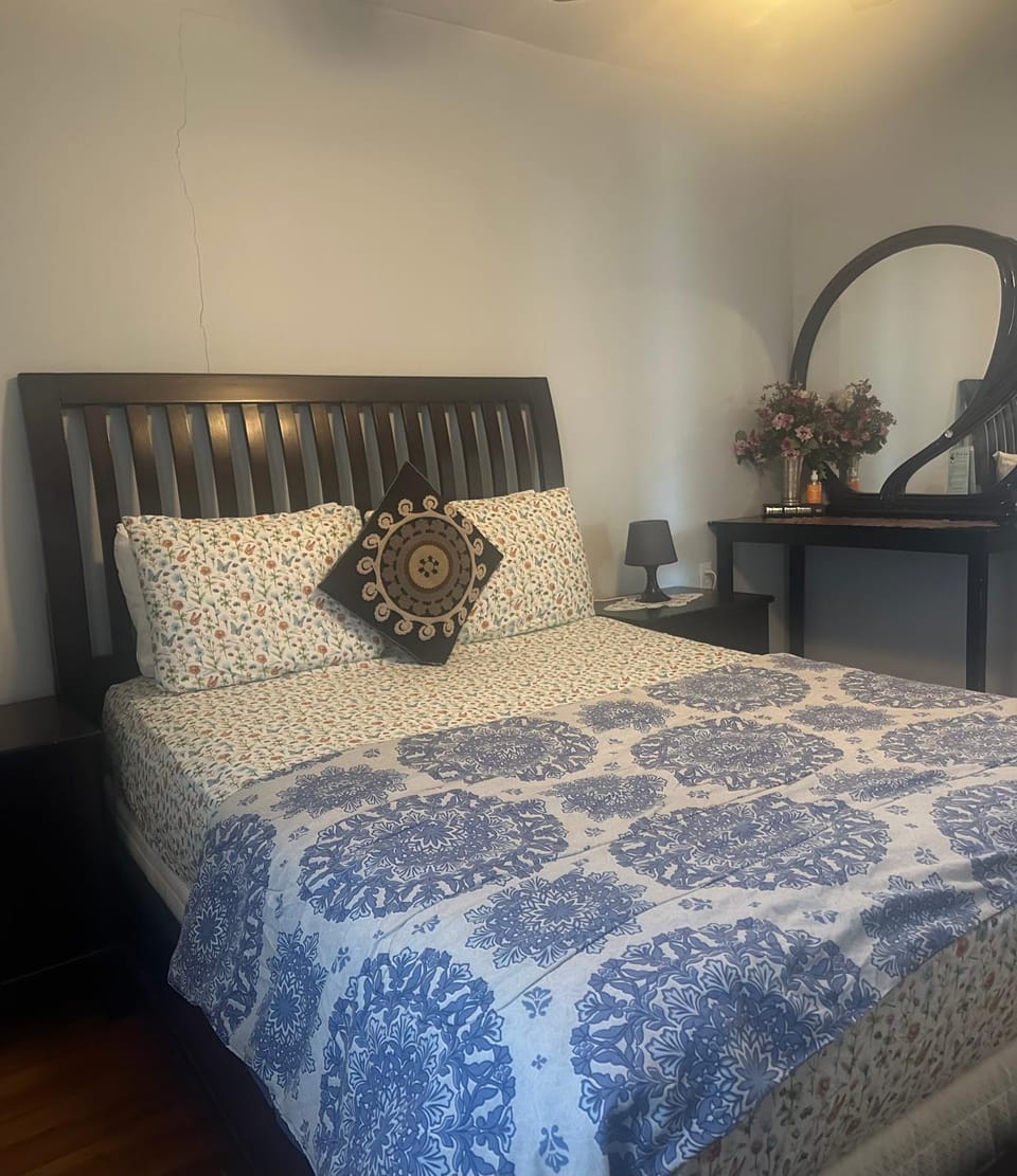 2BR-Free Parking, 5Min to Providence, 5Min to MA-I-95 Apartment in Rhode Island