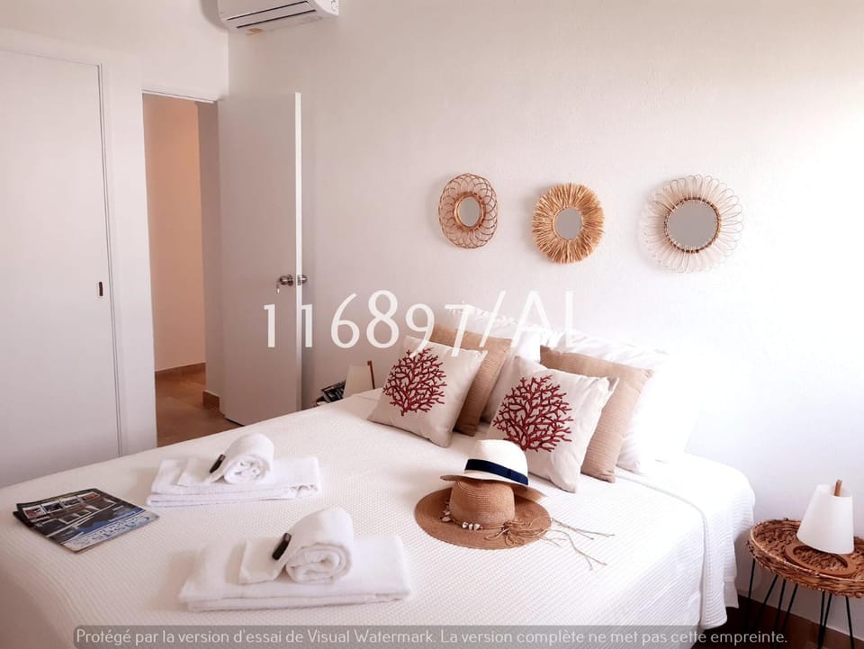 Bed, Bedroom, towels, wardrobe, air conditioner