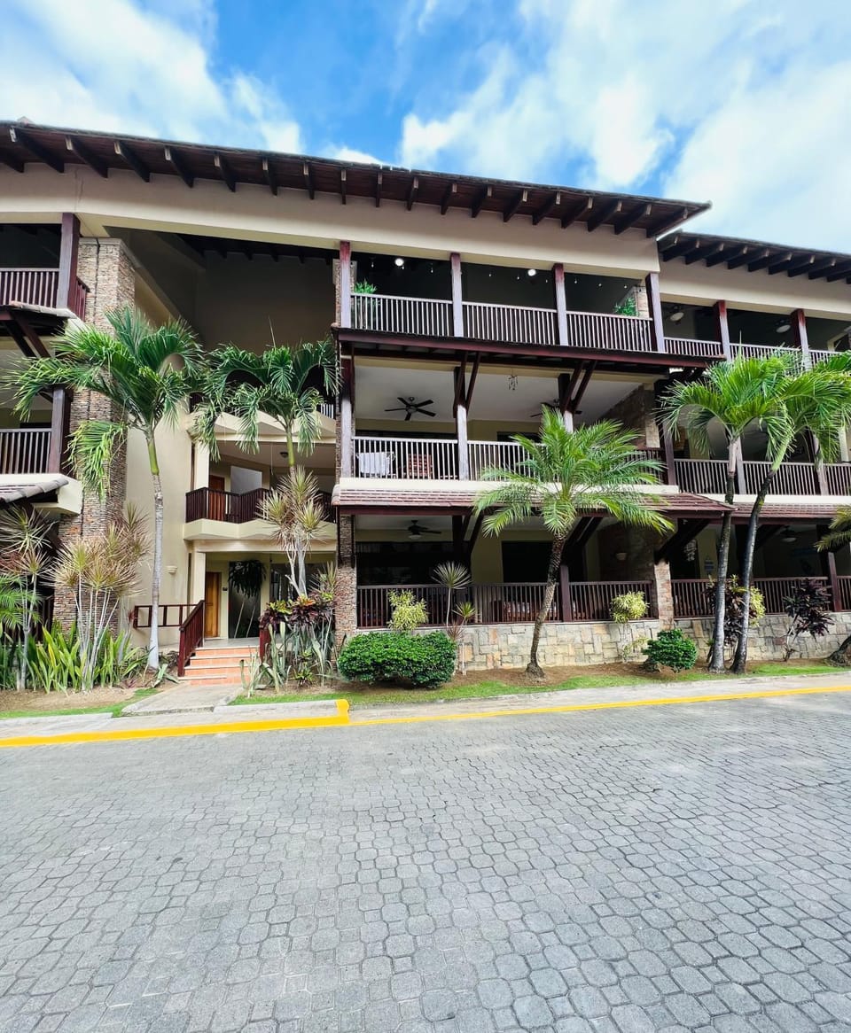 Lovely Beachfront 2 bedrooms condo with 2 pools Apartment in Las Terrenas