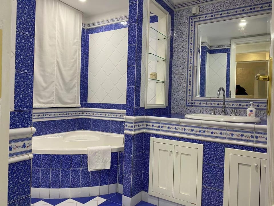 CAVOUR 44616 Apartment in Rome