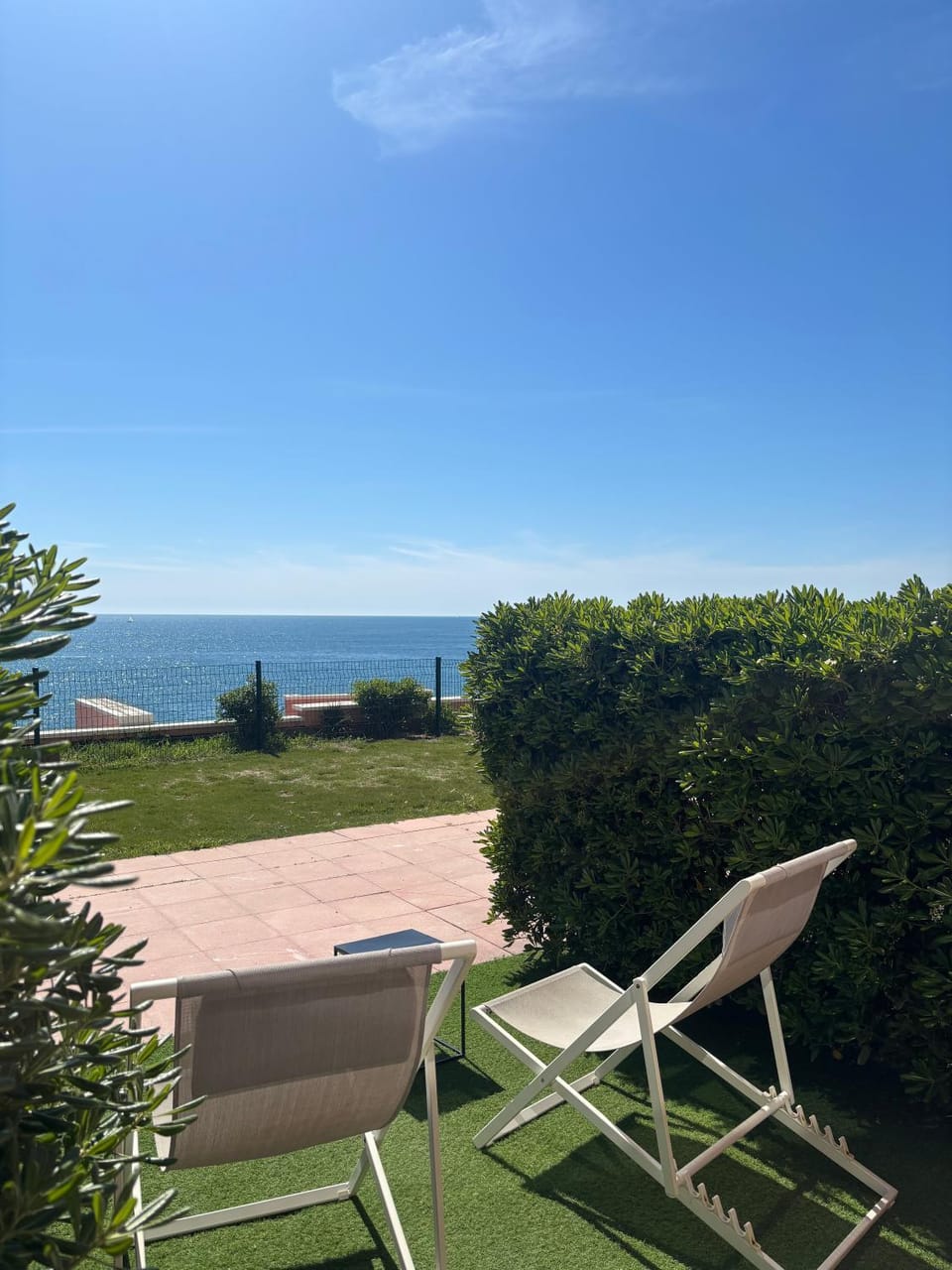 Garden view, Sea view, sunbed