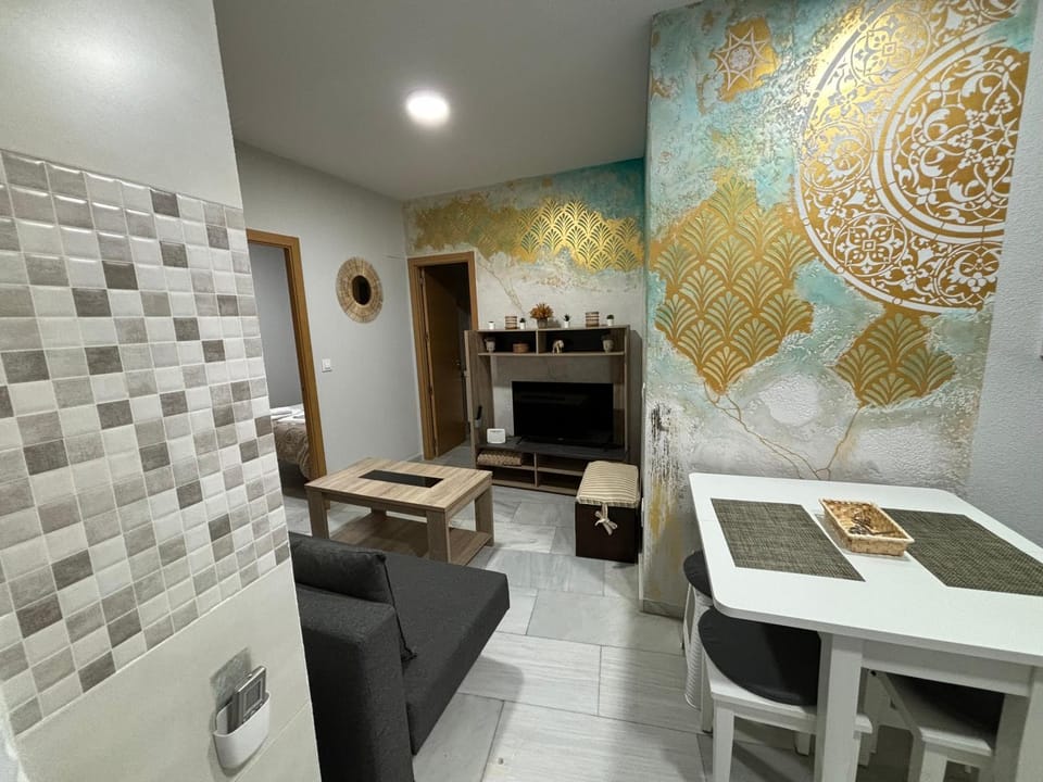TV and multimedia, Living room, Dining area
