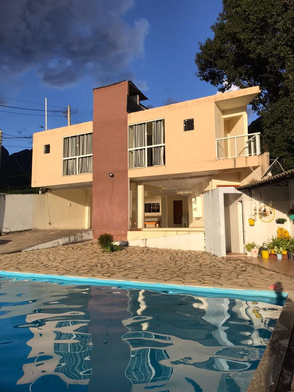 Property building, Swimming pool