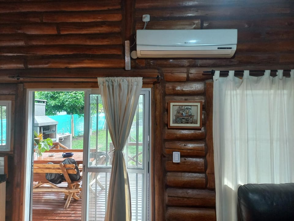 EZEIZA cedro azul 10 minutes the air port Villa in Ezeiza