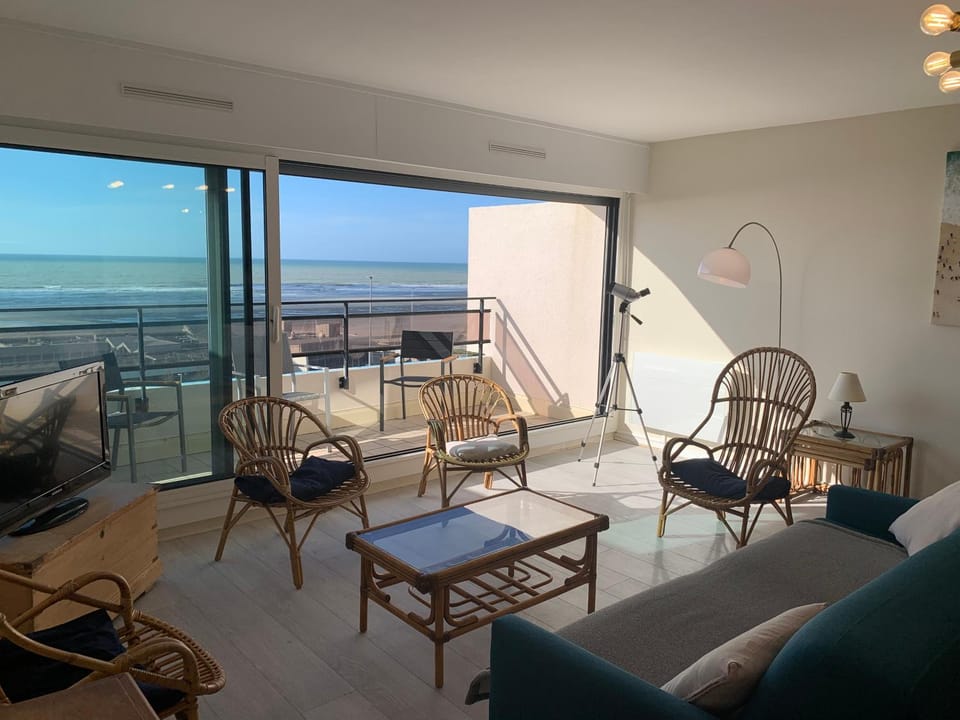 Balcony/Terrace, Living room, Sea view