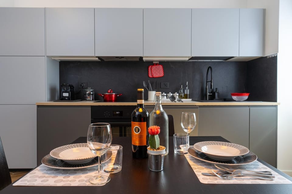 Kitchen or kitchenette