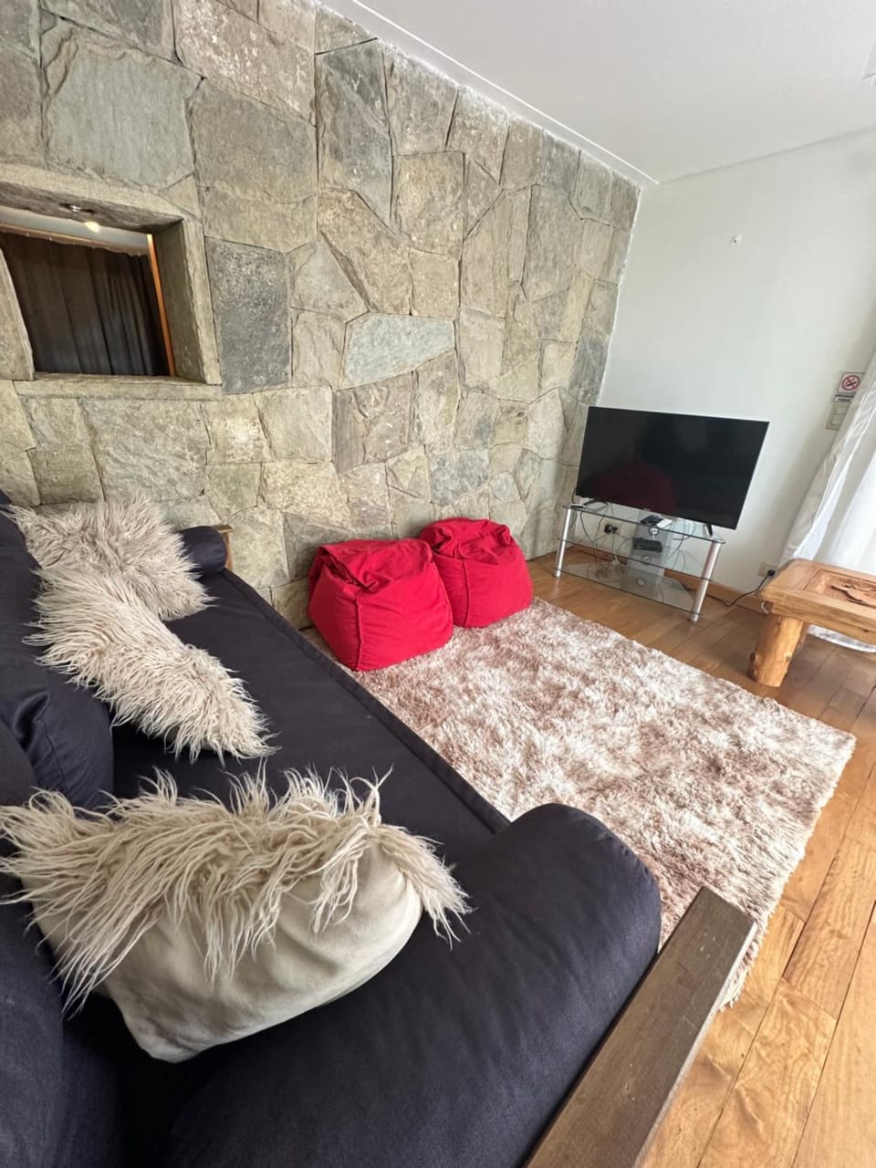 Communal lounge/ TV room, TV and multimedia, Living room