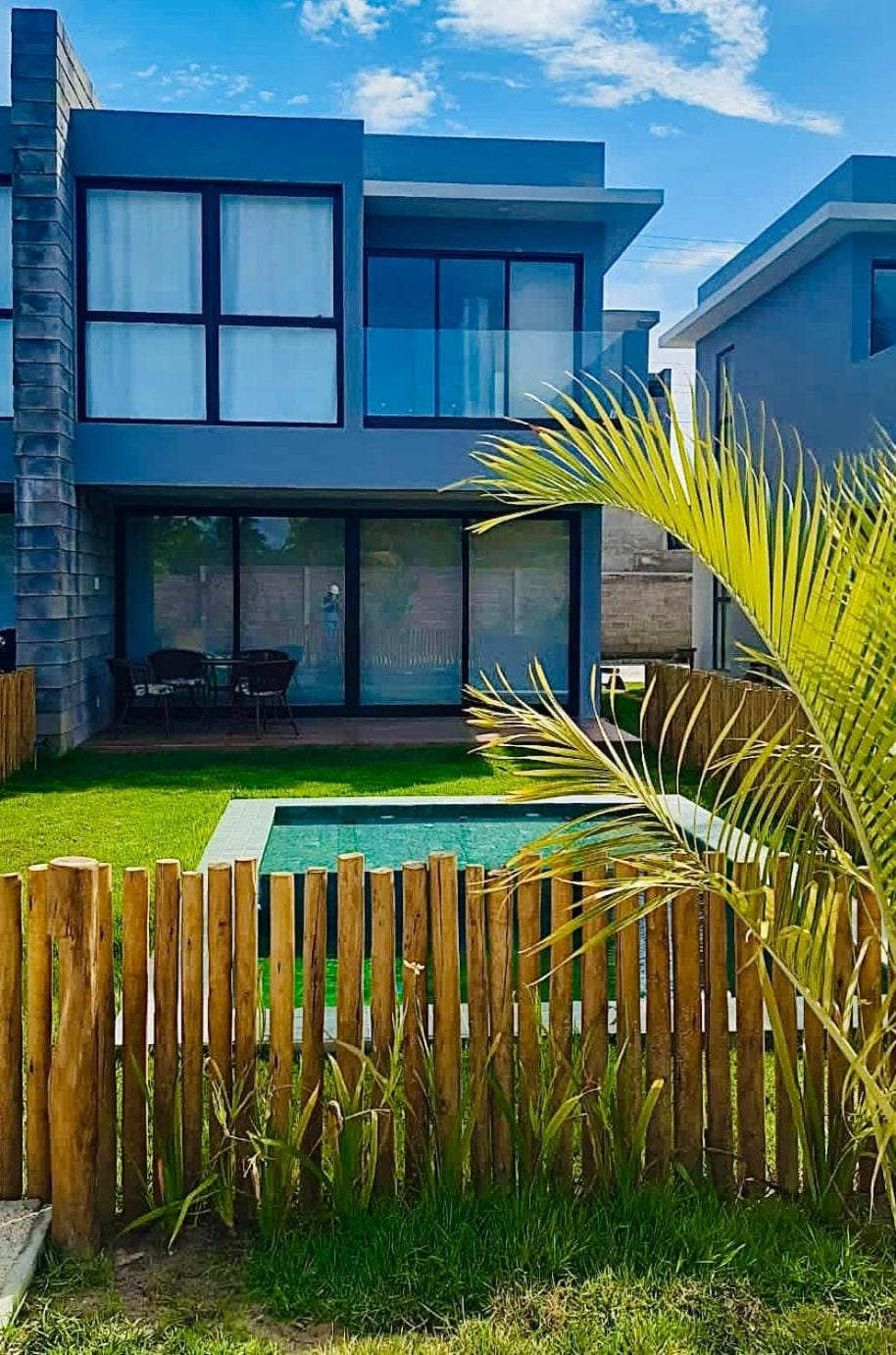 Facade/entrance, Garden, Swimming pool