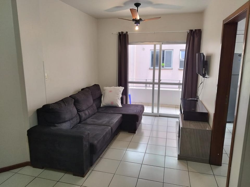 TV and multimedia, Balcony/Terrace, Living room, internet